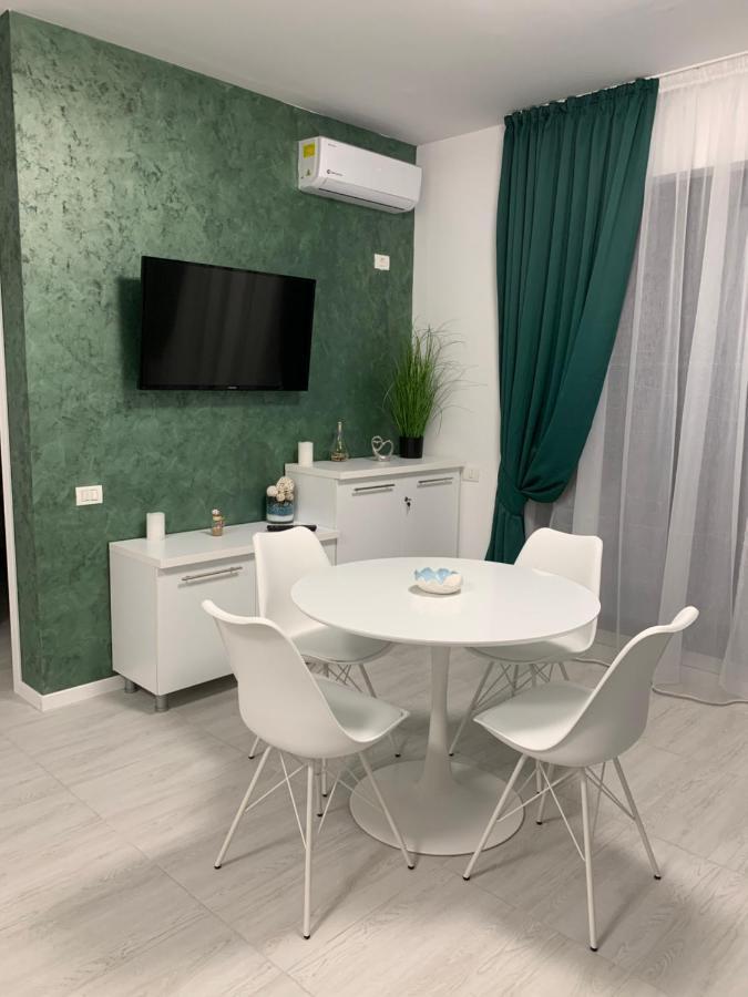 Apartament Alexandra Aparthotel Mamaia Kültér fotó